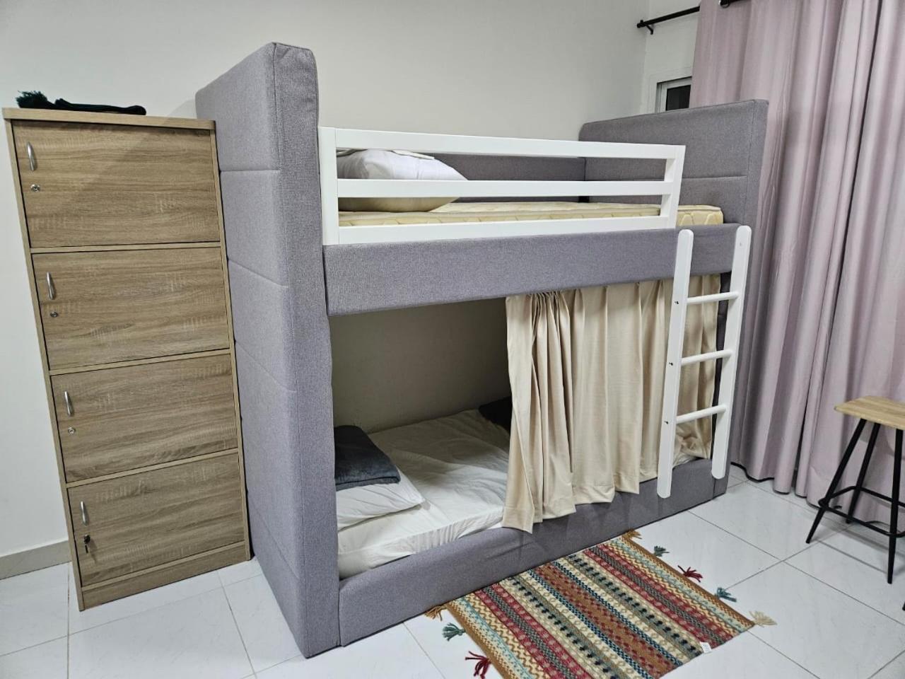 מוסקט Legacy Hostel מראה חיצוני תמונה