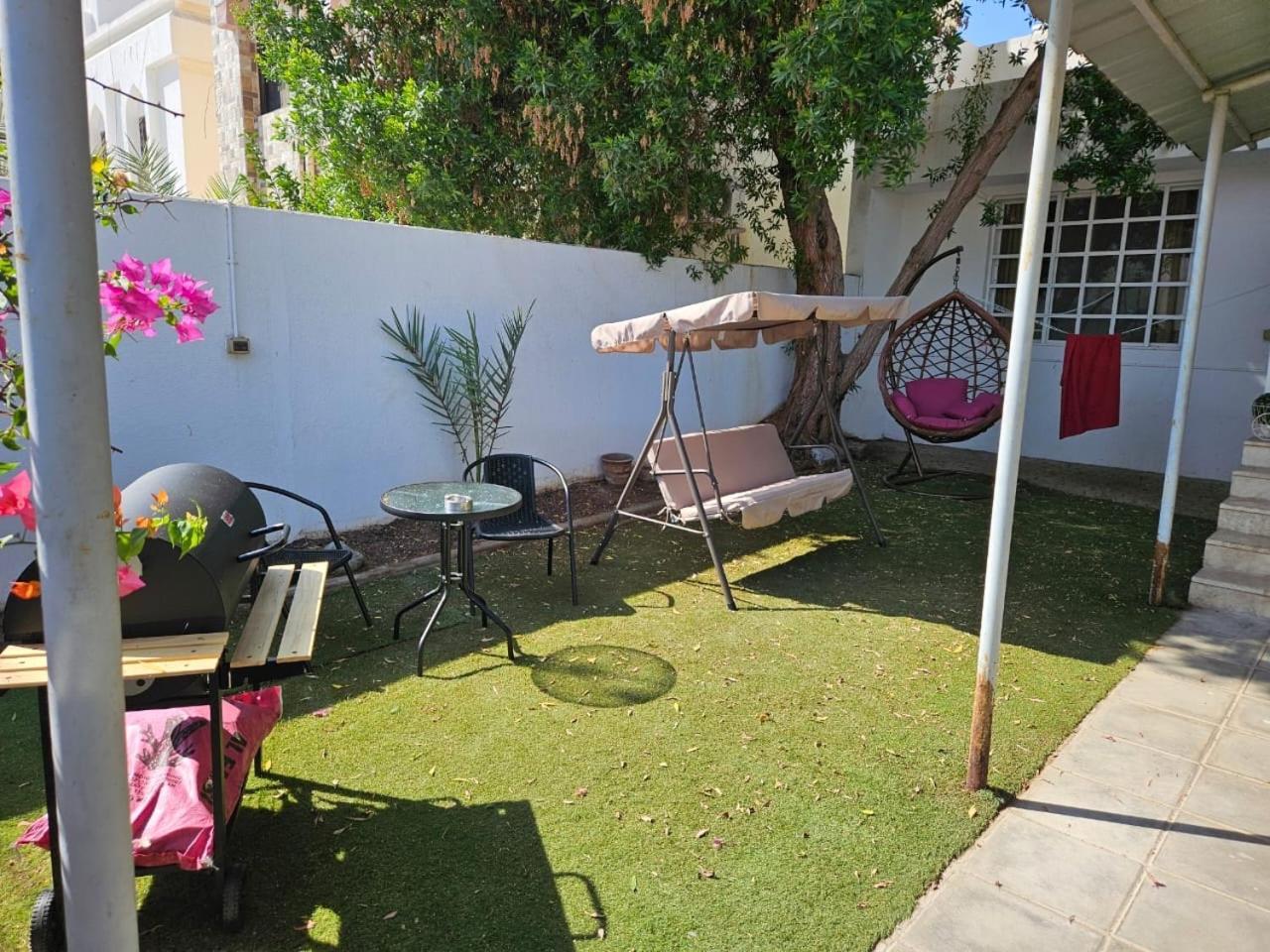מוסקט Legacy Hostel מראה חיצוני תמונה